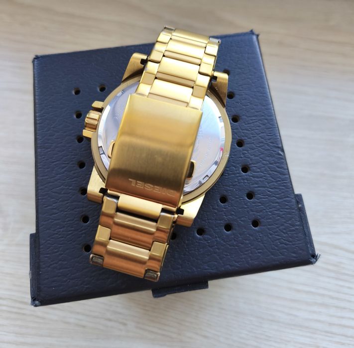 Zegarek DIESEL złoty używany