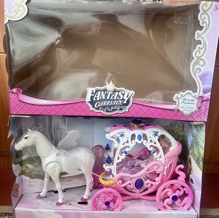 Карета с лошадью и барби