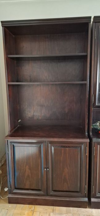 Móvel de sala com 4 módulos