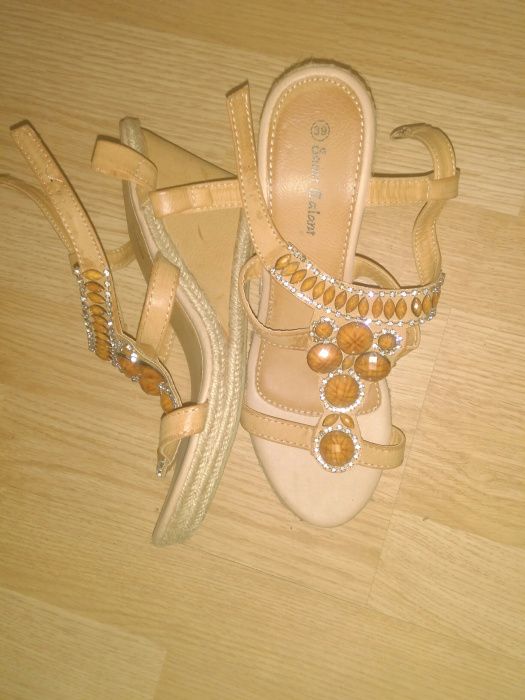 женские туфли, макасины, босоножки