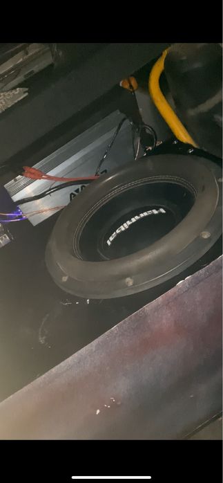 Продам саббвуфер