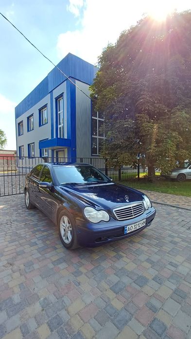 Mercedes-Benz C203