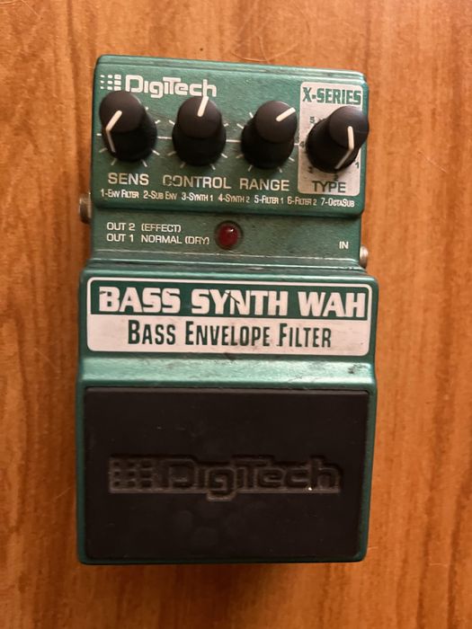 Pedal Digitech Bass Synth