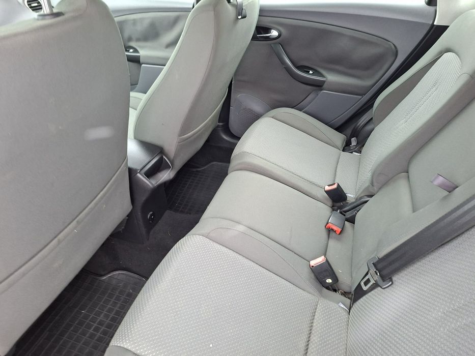 Seat Toledo 2.0 benzyna klimatyzacja ważne opłaty