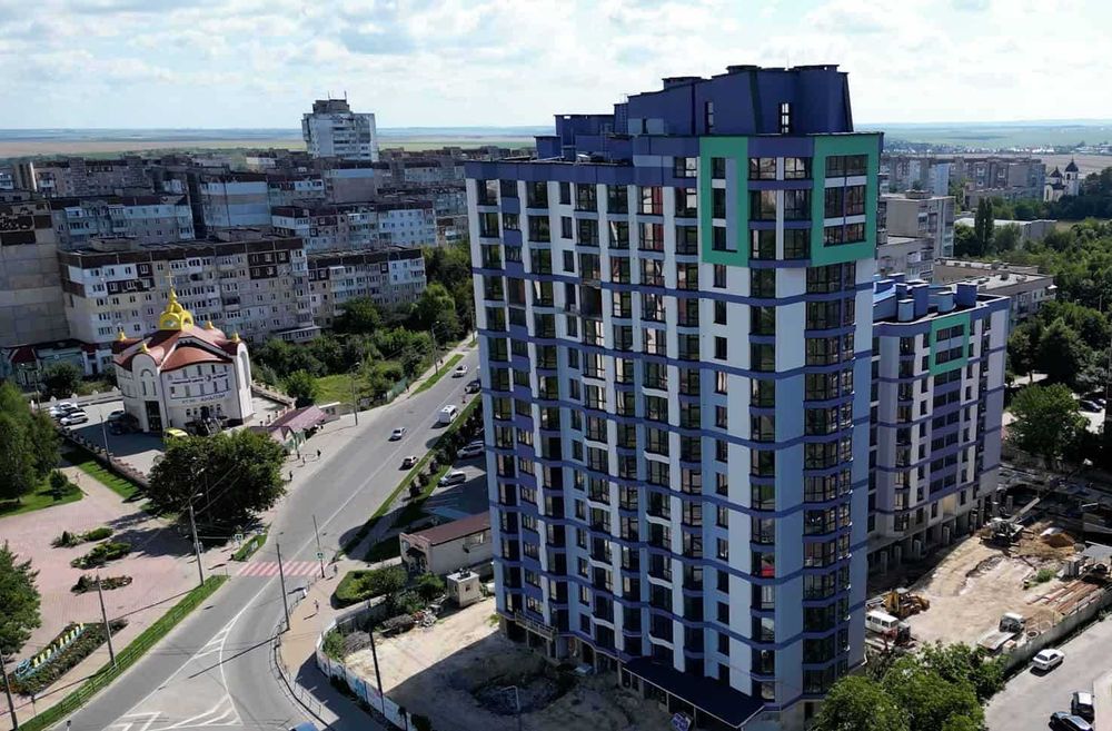 1 кім на Куліша в новобудові