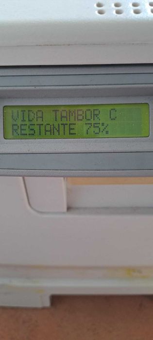 oki c8800 A3 a cores