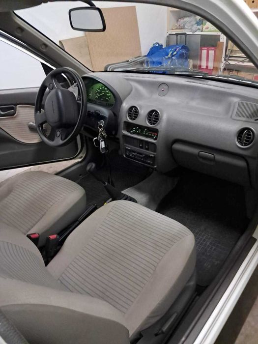 Subaru Vivio (68.500 km) - Inspeção até abril de 2027