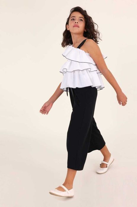 Свяковий костюм Mayoral розм. 16(162 см)