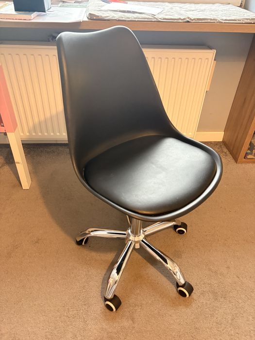 Krzesło fotel biurowy obrotowy regulowany