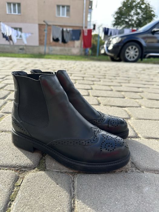 Черевики 37 розмір