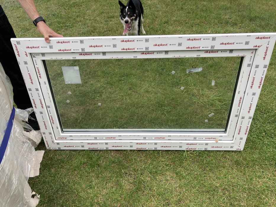 Okno okna pcv do plyty warstwowej 2szt takie same