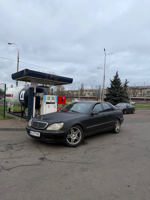 Продам или обмен мерседес S220 5.0 газ бензин