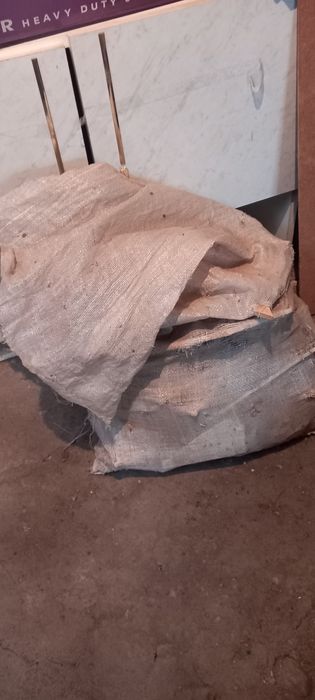 Плитка обрізки віддам безкоштовно