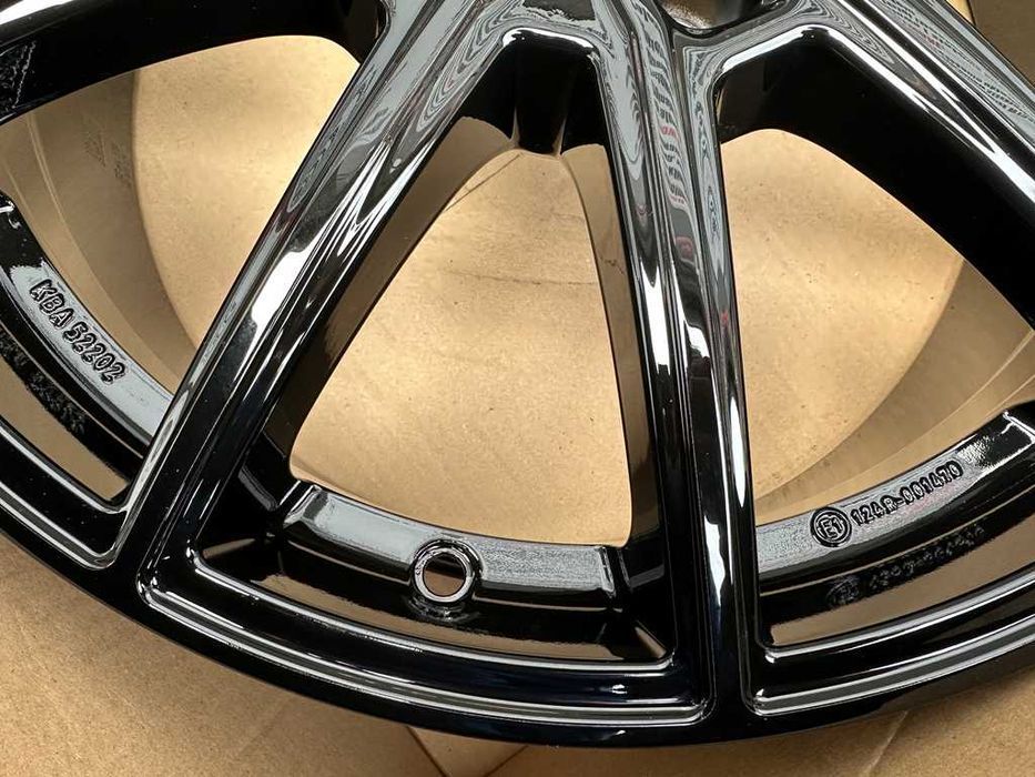 Felgi 17cali Volvo C30 S40 S60 S80 V40 V60 V70 5x108 ET45 nr7078