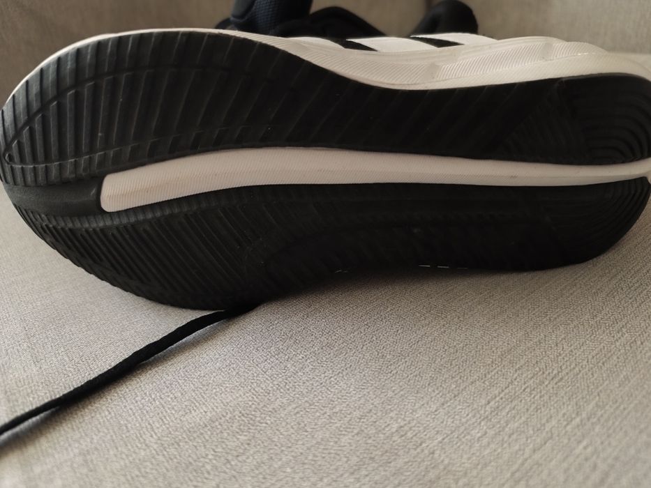 Sprzedam buty damskie Adidas Cloudfoam