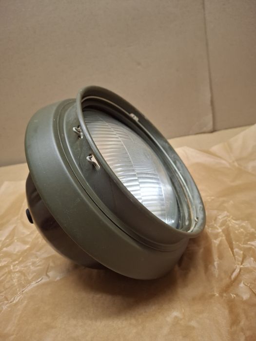 Reflektor lampa przednia star 266 - 660