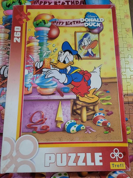 Puzzle Trefl 260. kompletne