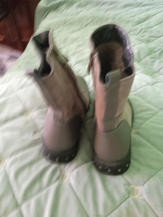 Зимові дитячі сапожки на дівчинку