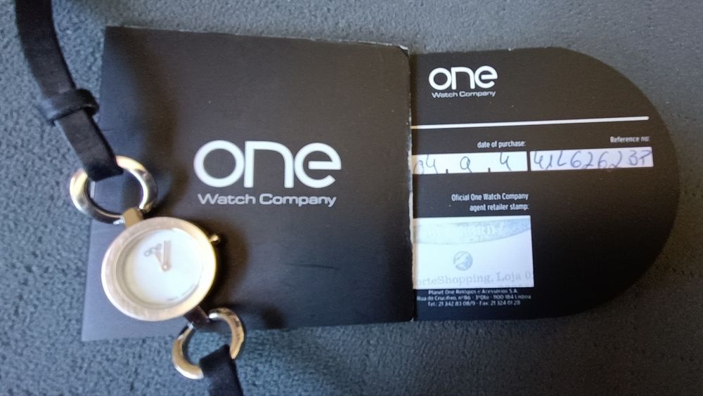 Relógio ONE em bom estado