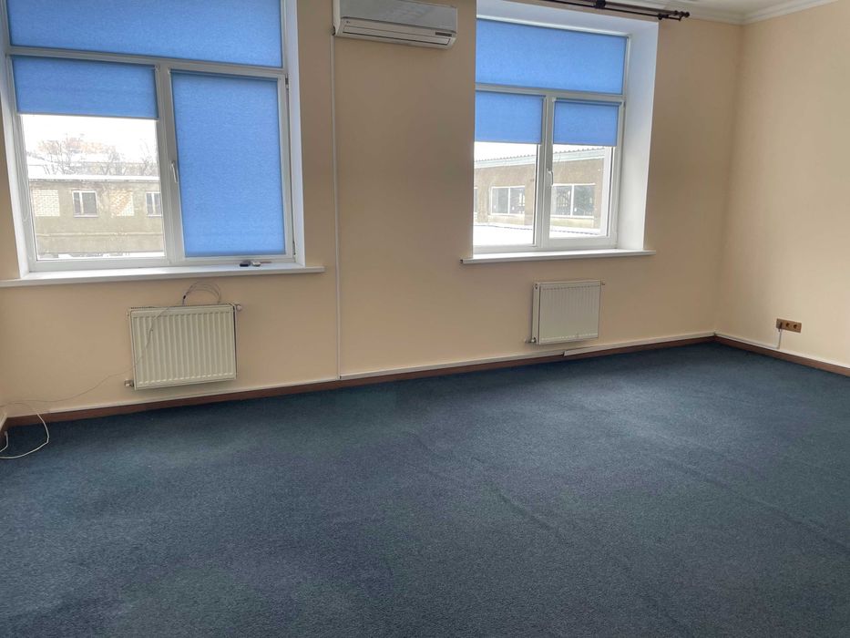 Нежитлове приміщення 25кв.м. в центрі Харкова. Генератор. Без комісії.