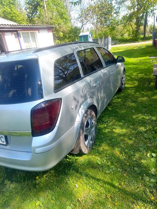 Продам Opel astra h 1.6