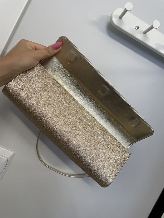 Zlota kopertówka Russell & Bromley