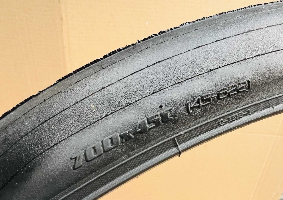 Opony SPECIALIZED FATBOY 29x1.70 Slick 45-622 S-WORKS 28" NOWY Komplet