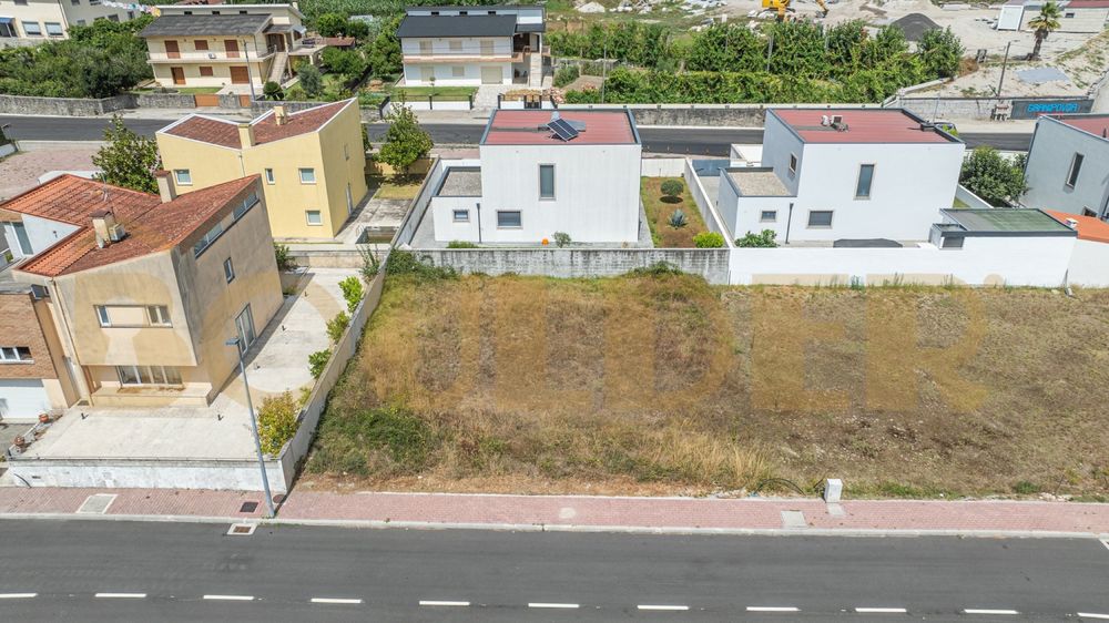 Terreno Lote 400m2 - Loteamento