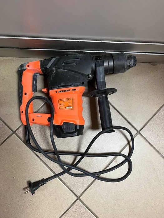 Перфоратор ТехАС ТА-01-305