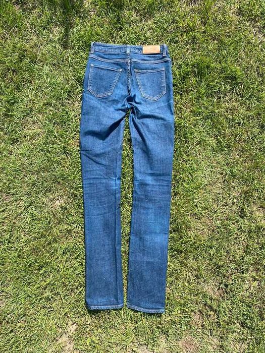 Spodnie damskie jeansy Acne 29x34 jeans navy granatowy style woman