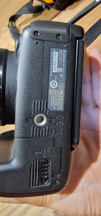 Câmara Digital Bridge – Canon PowerShot SX1 IS (Full HD, Zoom 20x)