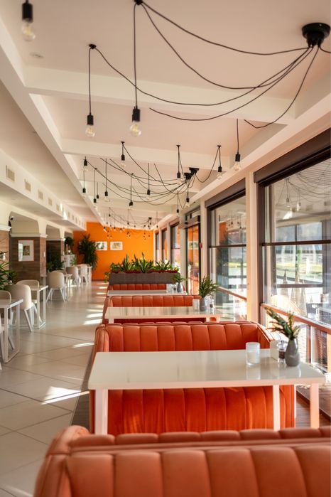 Продається повністю готовий ресторанний бізнес — з приміщенням