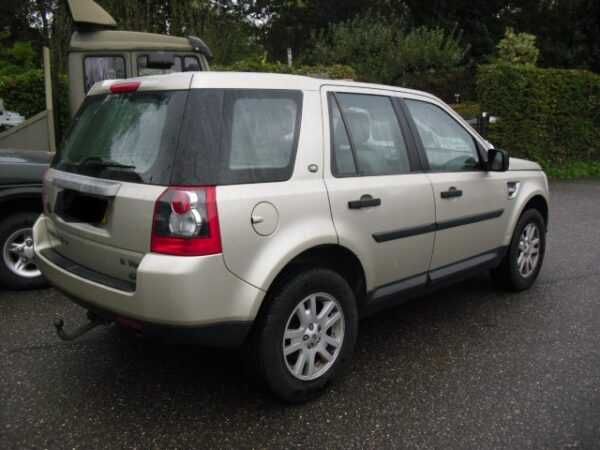 Land Rover Freelander 2 td4 Peças usadas bancos tablier gancho reboque