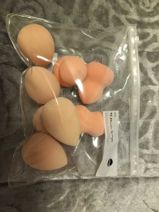 Makeup sponges64584996248065121