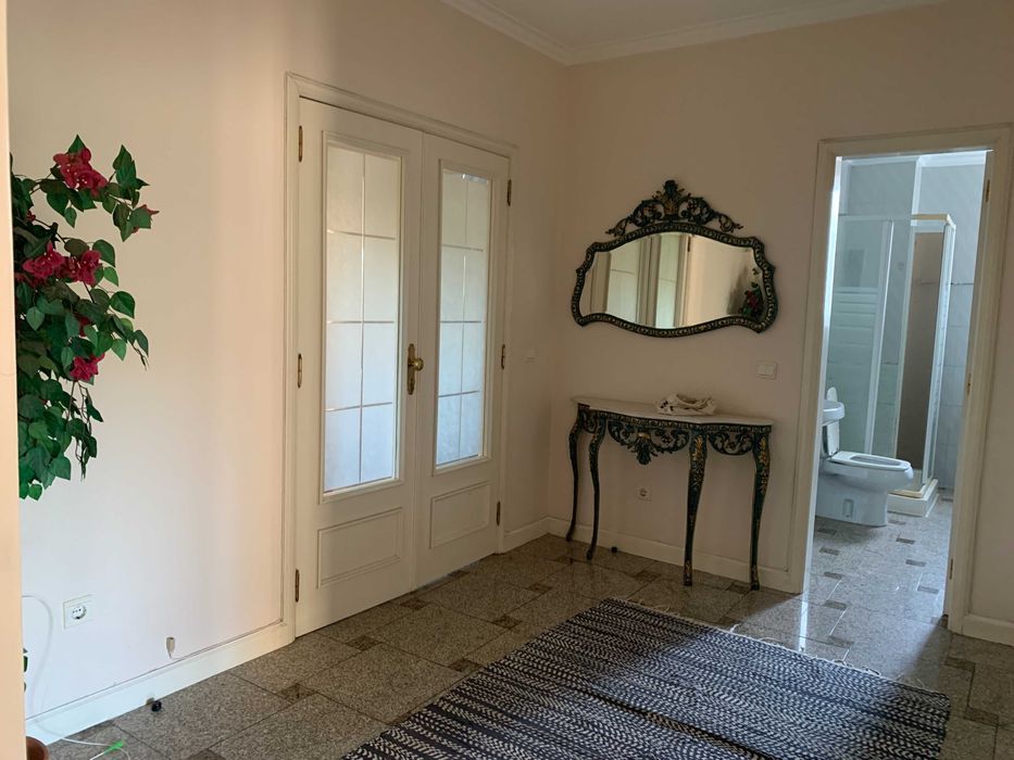 Arrendo apartamento  t3 a estudantes, totalmente mobilado, na rua Poeta Alberto Miranda em Vila Real