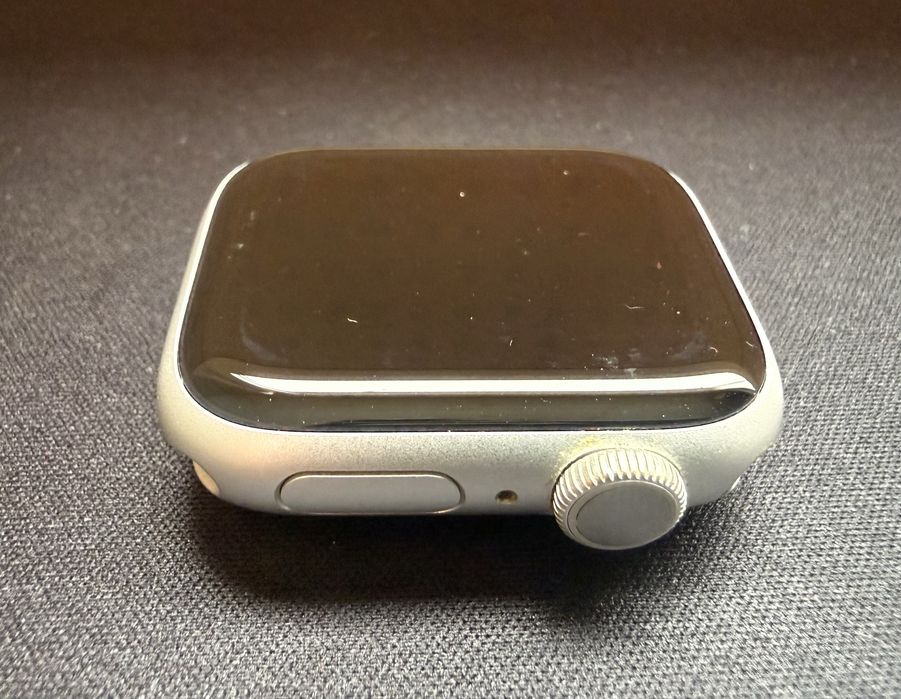 Zegarek Apple Watch Series 9 41mm  stan bardxo dobry.
