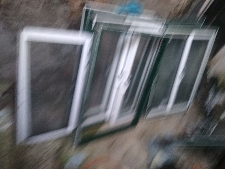 Vendo cinco janelas em bom estado