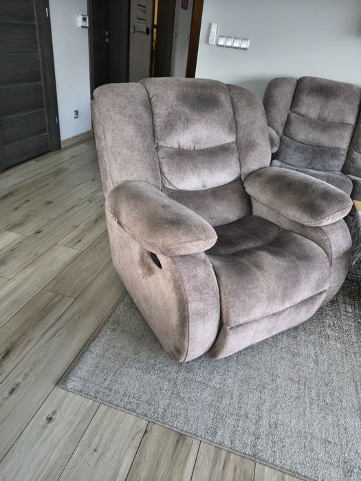 Komplet wypoczynkowy 3+2+1, funkcje relax, funkcja spania
