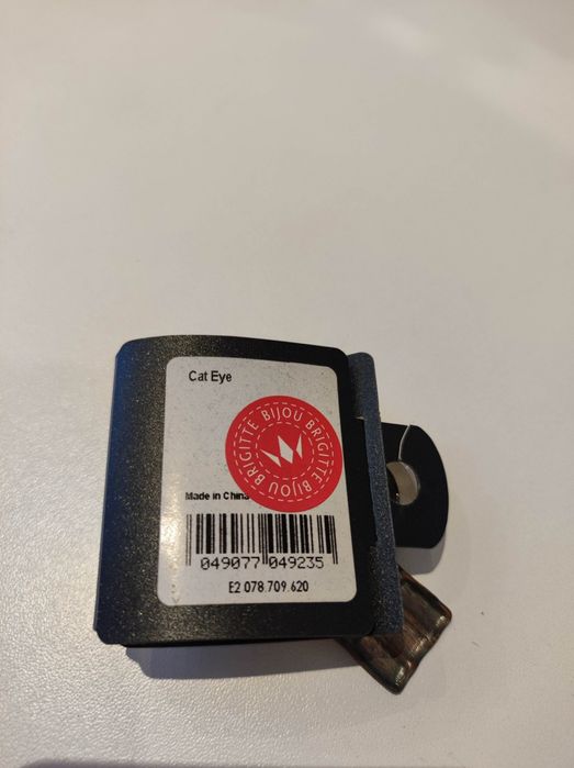 Nowe kolczyki wiszące Bijou Brigitte Cat Eye cena za 2 pary! pudełko