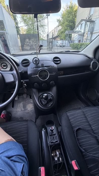 Продам саоє авто Mazda 2