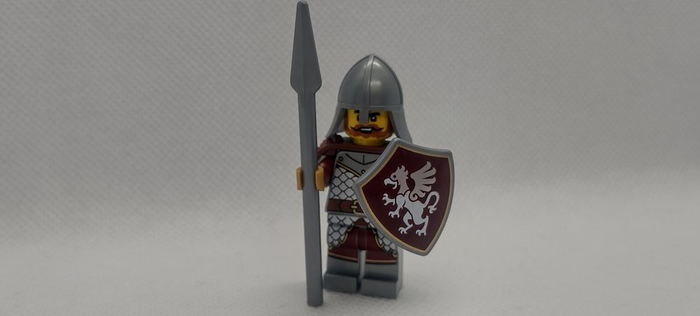 Lego rycerz herbu Gryfa