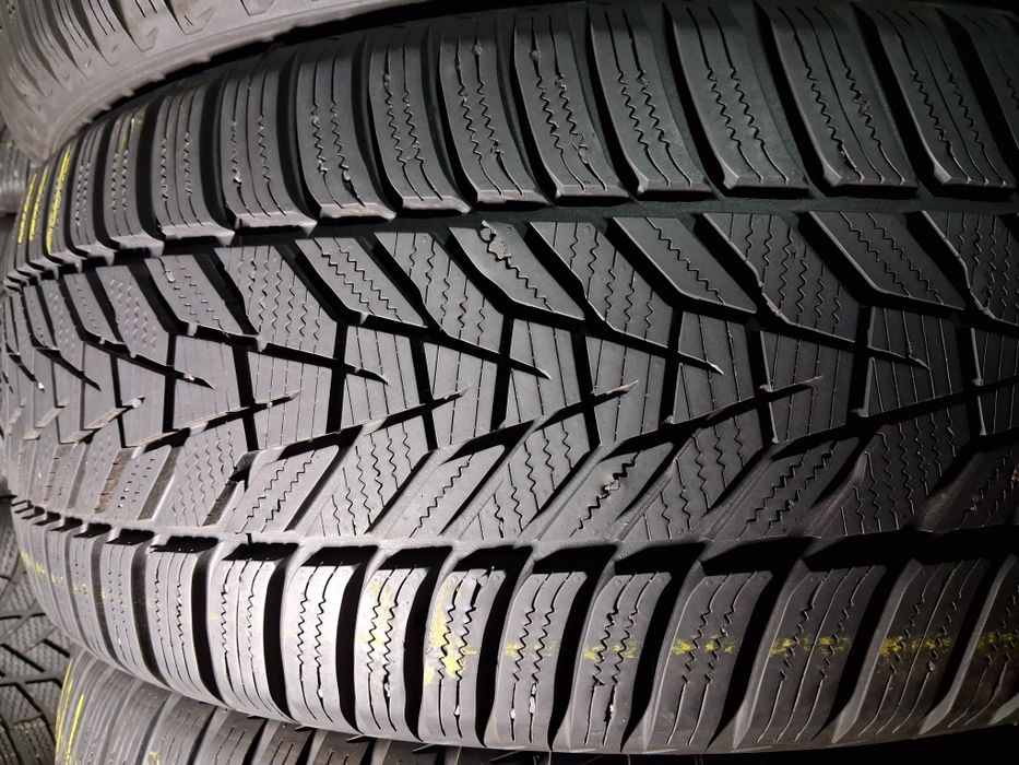 255/50 19 Hankook Icept Evo 3 шини б/у зима КОМПЛЕКТ , Пара