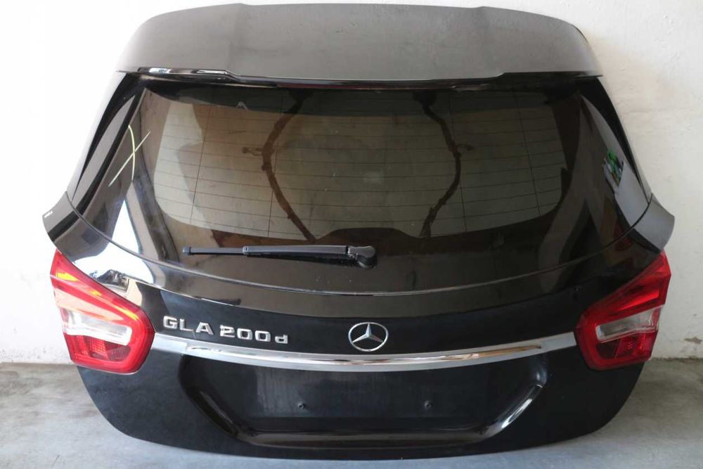 Mercedes-Benz GLA W156 Кришка багажника