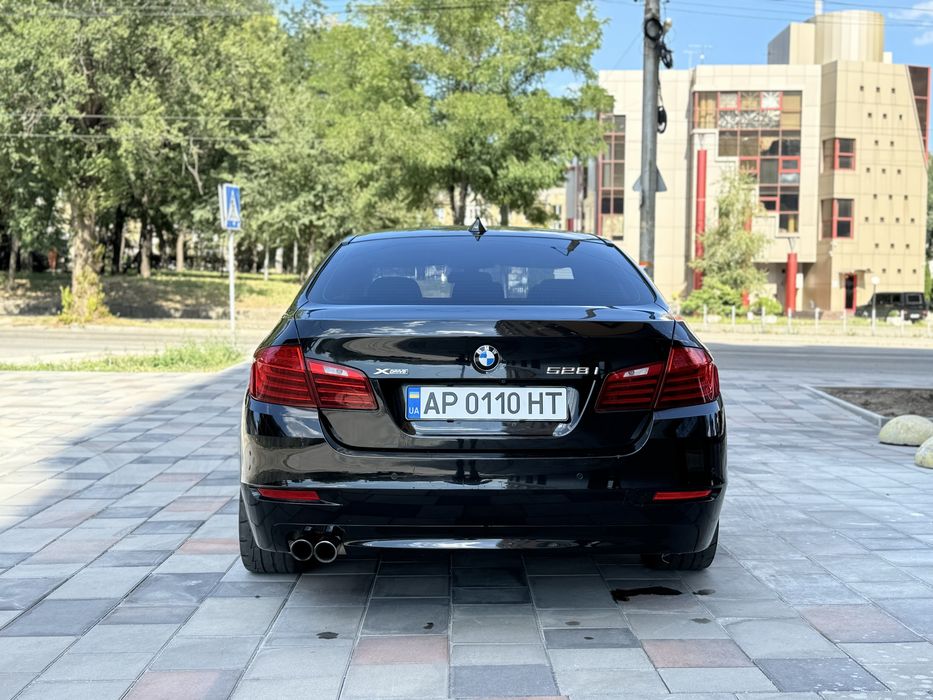 BMW F10 2015 2.0 бензин