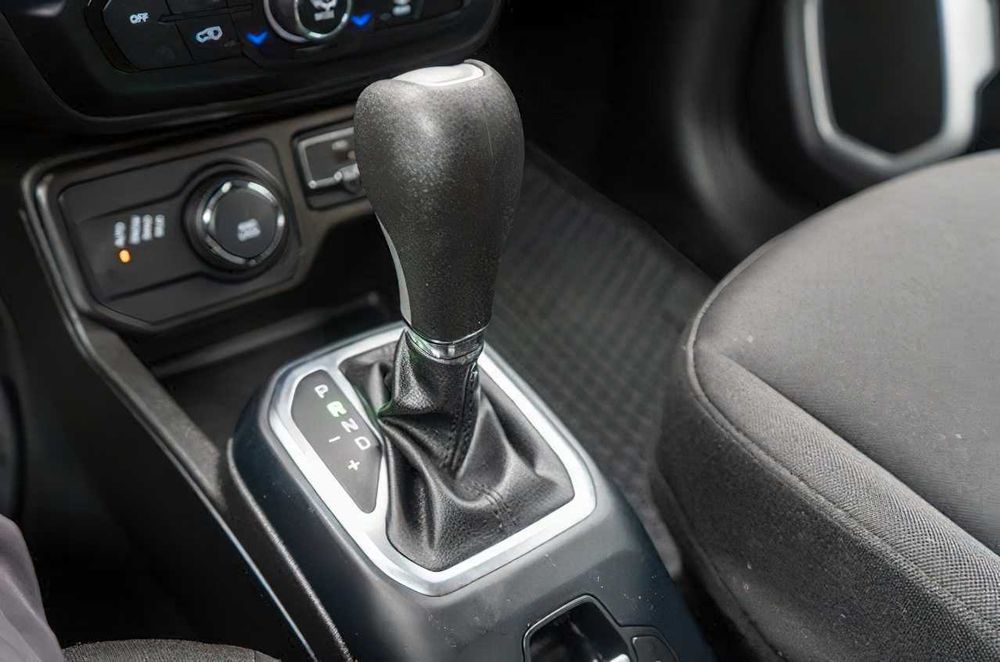 Jeep Renegade      2020