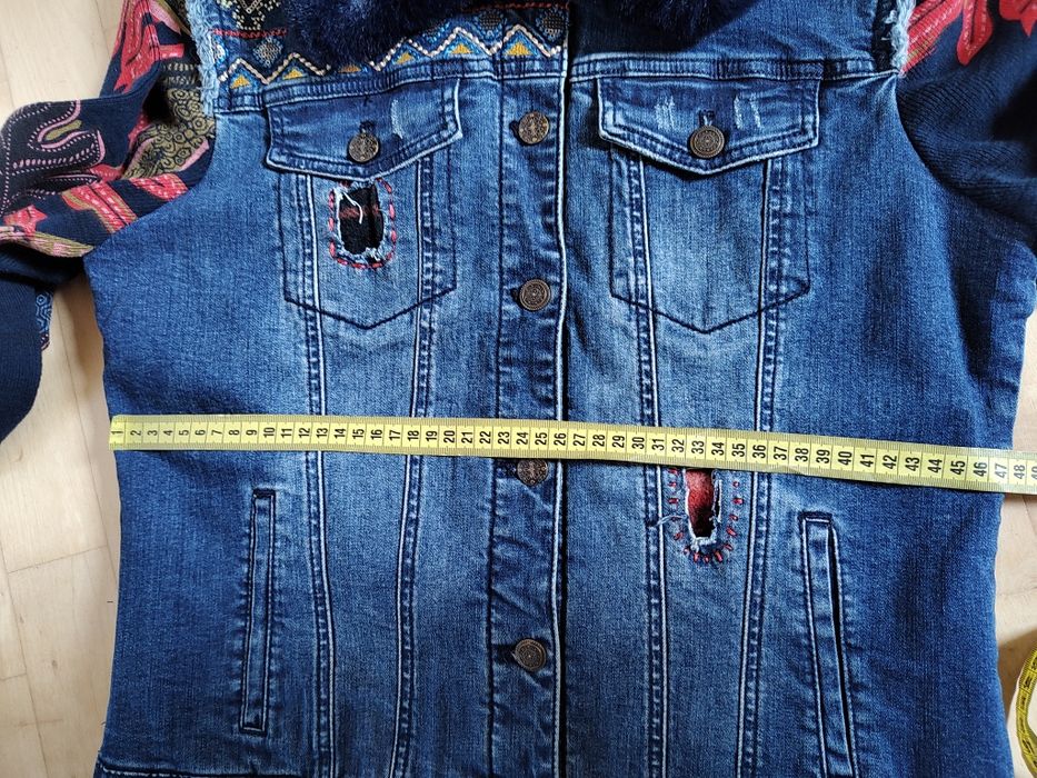 Ocieplana kurtka jeansowa Desigual - r.42 (nowa bez metki)