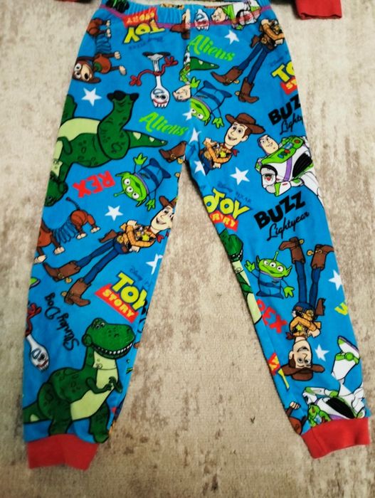 Велюрова піжама для хлопчика на 4/5 років