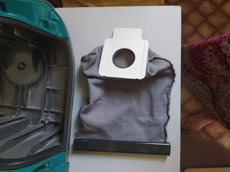 Пылесос Panasonic 1000Вт