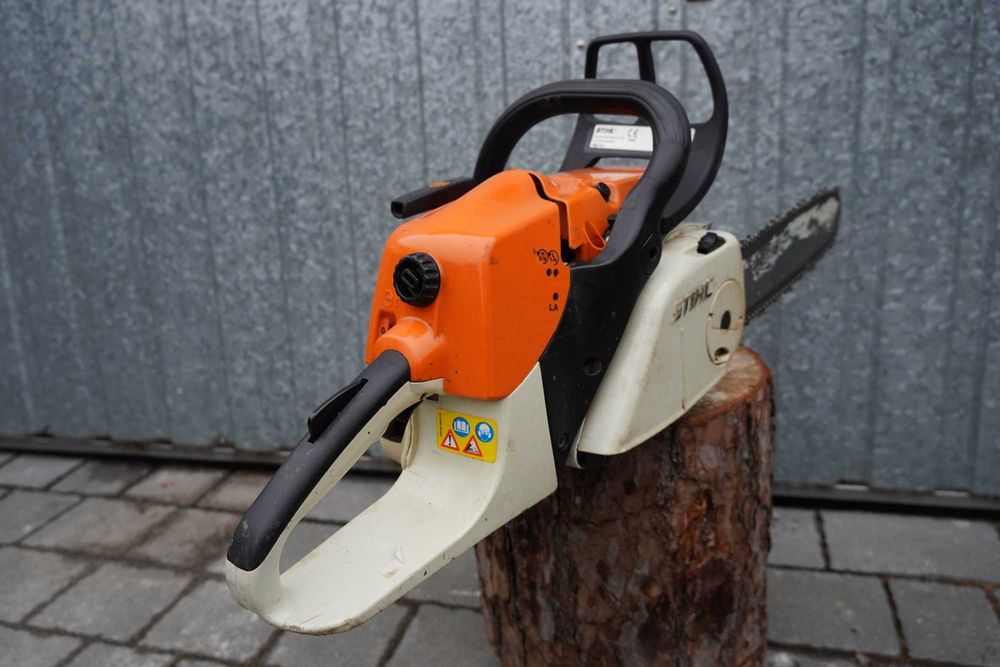 Piła spalinowa pilarka STIHL MS 270 C 3,5 KM