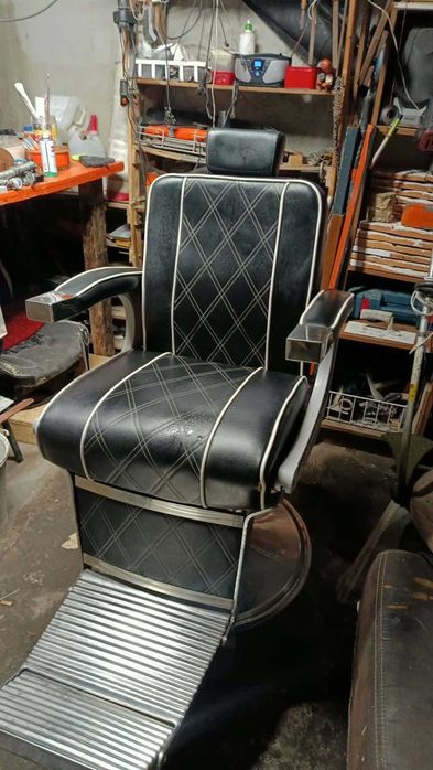 Fotel barberski Ayala BORG